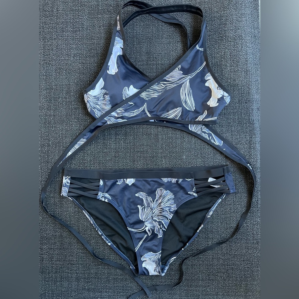 Cute Cute Athleta Bikini - M!